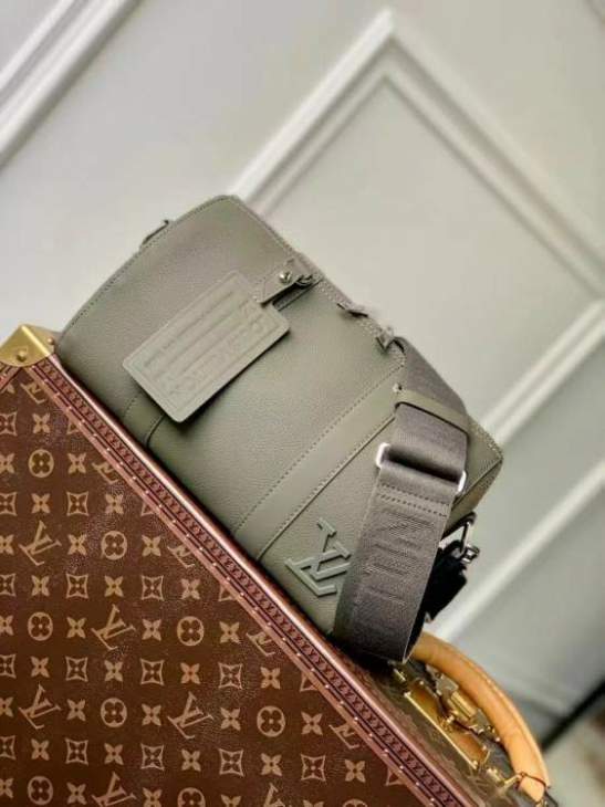 Picture of Louis Vuitton Handbags _SKUfw201144815fw
